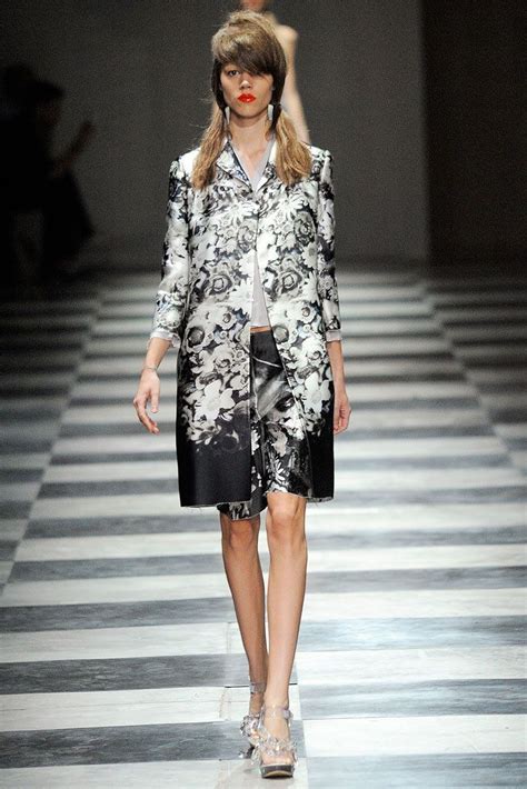 prada spring summer 2010|prada runway 2010.